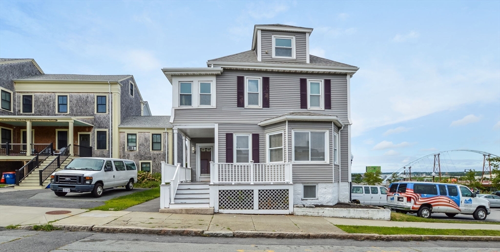 17 Campbell St, New Bedford, Massachusetts, 4 Bedrooms Bedrooms, 8 Rooms Rooms,1.5 BathroomsBathrooms,Residential,For Sale,Campbell St,73469615