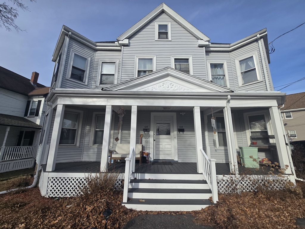 126 Green St, Melrose, Massachusetts, 3 Bedrooms Bedrooms, 6 Rooms Rooms,1.5 BathroomsBathrooms,Residential Lease,For Rent,Green St,73469662