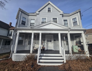 126 Green St, Melrose, Massachusetts, 3 Bedrooms Bedrooms, 6 Rooms Rooms,1.5 BathroomsBathrooms,Residential Lease,For Rent,Green St,73469662