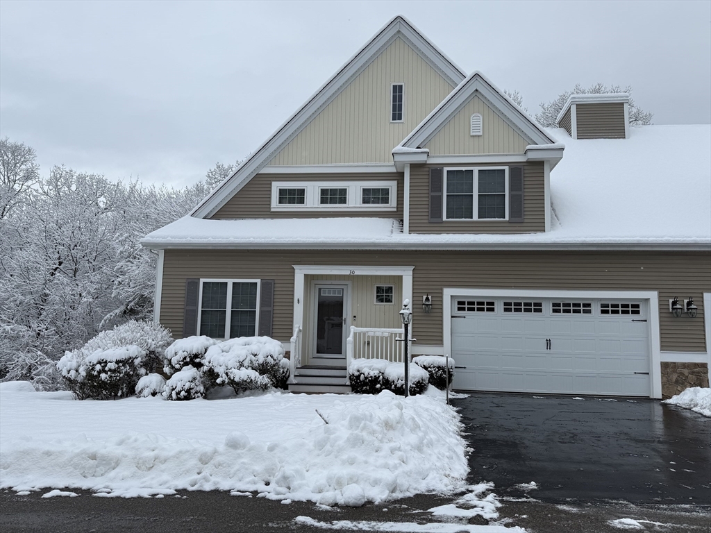 30 Longobardi Dr, Franklin, Massachusetts, 2 Bedrooms Bedrooms, 7 Rooms Rooms,2.5 BathroomsBathrooms,Residential,For Sale,Longobardi Dr,73469688