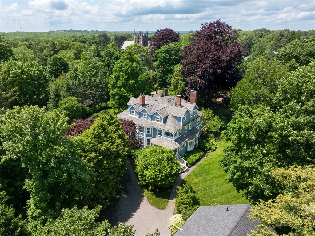 394 Hammond St, Newton, Massachusetts, 9 Bedrooms Bedrooms, 14 Rooms Rooms,5.5 BathroomsBathrooms,Residential,For Sale,Hammond St,73469901