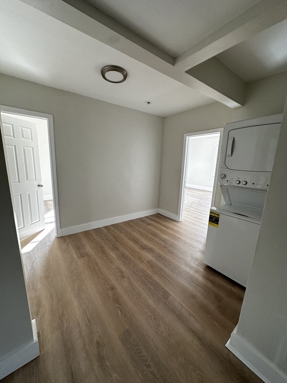 10 Ames, Marlborough, Massachusetts, 1 Bedroom Bedrooms, 4 Rooms Rooms,1 BathroomBathrooms,Residential Lease,For Rent,Ames,73469862