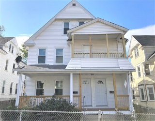 20 Malden St, Springfield, Massachusetts, 4 Bedrooms Bedrooms, 8 Rooms Rooms,1 BathroomBathrooms,Residential Lease,For Rent,Malden St,73469918