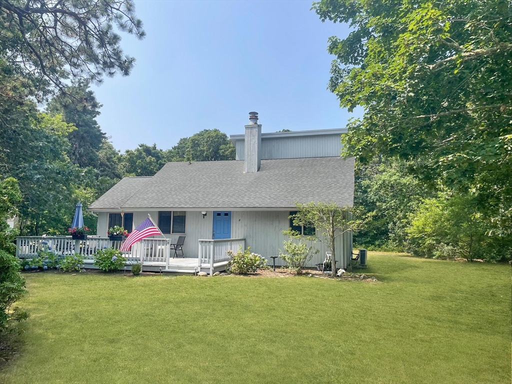 8 Court St, Edgartown, Massachusetts, 3 Bedrooms Bedrooms, 5 Rooms Rooms,2 BathroomsBathrooms,Residential,For Sale,Court St,73469929