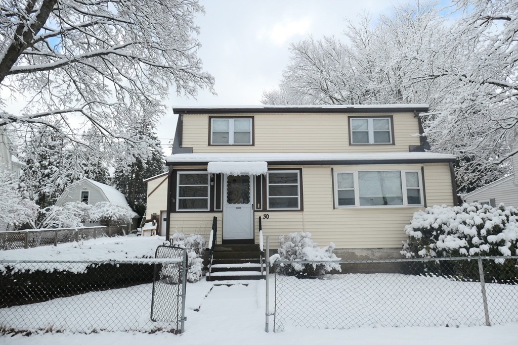 30 Hooper Rd, Dedham, Massachusetts, 4 Bedrooms Bedrooms, 6 Rooms Rooms,1.5 BathroomsBathrooms,Residential,For Sale,Hooper Rd,73469927