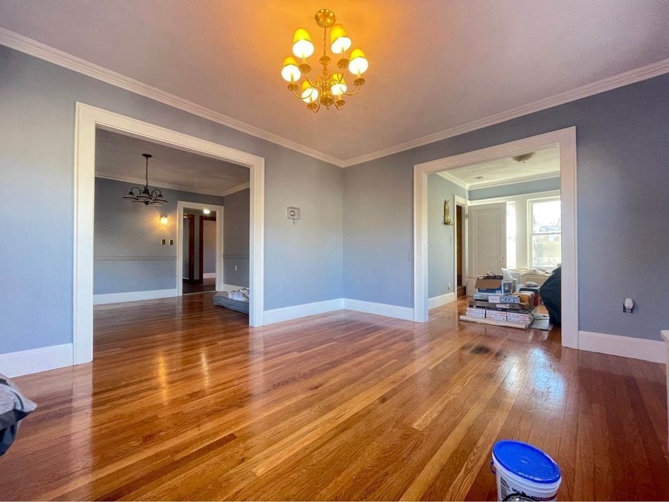 49 Baxter St, Medford, Massachusetts, 6 Bedrooms Bedrooms, 9 Rooms Rooms,1.5 BathroomsBathrooms,Residential,For Sale,Baxter St,73469955