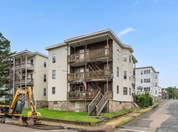 5 Oliver, Southbridge, Massachusetts, 15 Bedrooms Bedrooms, 27 Rooms Rooms,6 BathroomsBathrooms,Residential Income,For Sale,Oliver,73469959