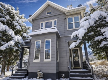 243-245 Orange St, Springfield, Massachusetts, 4 Bedrooms Bedrooms, 10 Rooms Rooms,2 BathroomsBathrooms,Residential Income,For Sale,Orange St,73470006 243-245 Orange St, Springfield, Massachusetts, 4 Bedrooms Bedrooms, 10 Rooms Rooms,2 BathroomsBathrooms,Residential Income,For Sale,Orange St,73470006