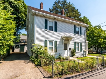 10-12 Foundry Avenue, Waltham, Massachusetts, 2 Bedrooms Bedrooms, 4 Rooms Rooms,1 BathroomBathrooms,Residential Lease,For Rent,Foundry Avenue,73464842 10-12 Foundry Avenue, Waltham, Massachusetts, 2 Bedrooms Bedrooms, 4 Rooms Rooms,1 BathroomBathrooms,Residential Lease,For Rent,Foundry Avenue,73464842