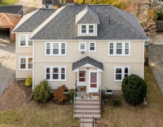 23 Noble St, Newton, Massachusetts, 3 Bedrooms Bedrooms, 7 Rooms Rooms,1 BathroomBathrooms,Residential Lease,For Rent,Noble St,73470071