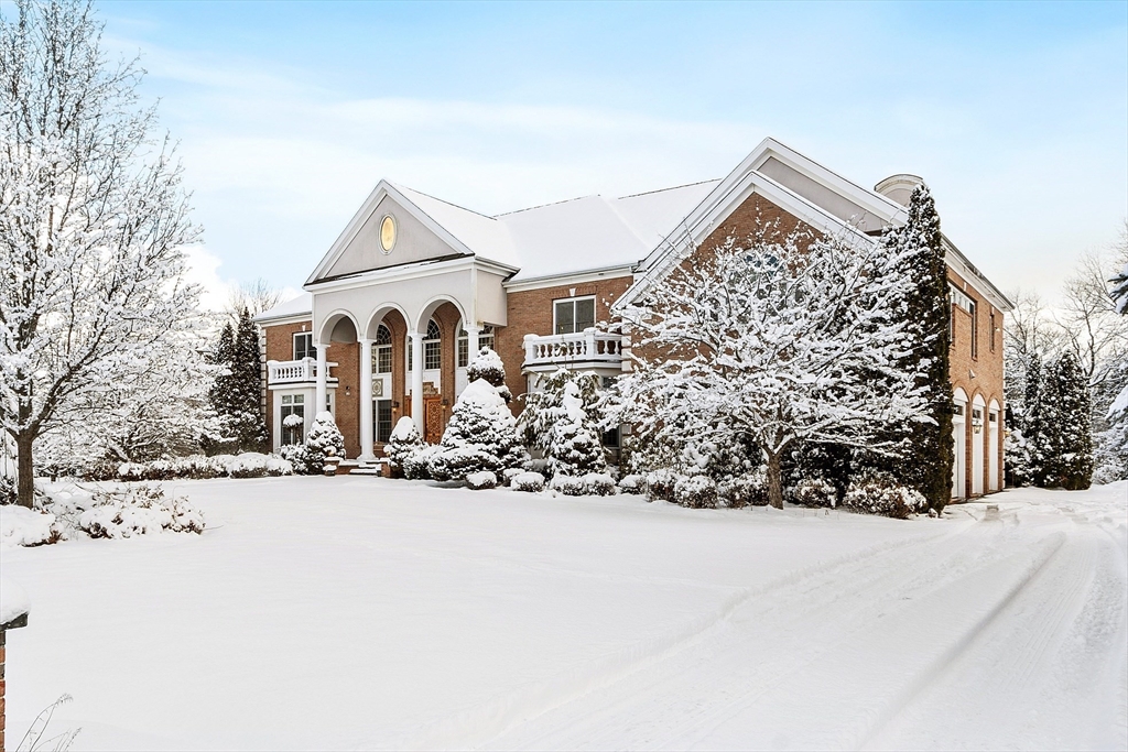 30 Bridle Path, Shrewsbury, Massachusetts, 5 Bedrooms Bedrooms, 17 Rooms Rooms,7.5 BathroomsBathrooms,Residential,For Sale,Bridle Path,73470082