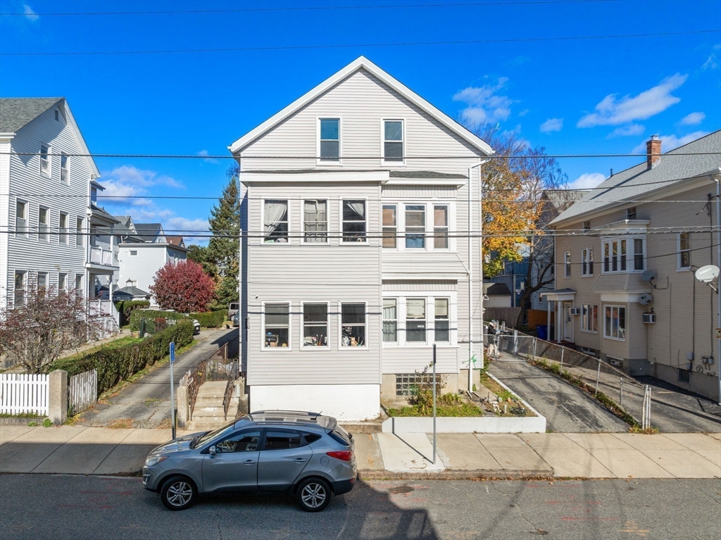 610 Walnut Street, Fall River, Massachusetts, 6 Bedrooms Bedrooms, 18 Rooms Rooms,2 BathroomsBathrooms,Residential Income,For Sale,Walnut Street,73455789