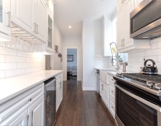 293-295 Commonwealth Ave, Boston, Massachusetts, 2 Bedrooms Bedrooms, 4 Rooms Rooms,1 BathroomBathrooms,Residential Lease,For Rent,Commonwealth Ave,73470284