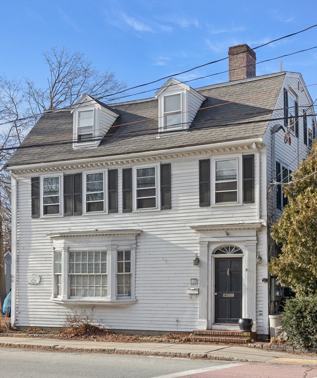 59 South Main St, Ipswich, Massachusetts, 1 Bedroom Bedrooms, 3 Rooms Rooms,1 BathroomBathrooms,Residential,For Sale,South Main St,73470297