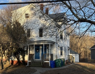 15 North Ave, Attleboro, Massachusetts, 8 Bedrooms Bedrooms, 14 Rooms Rooms,3 BathroomsBathrooms,Residential Income,For Sale,North Ave,73470316