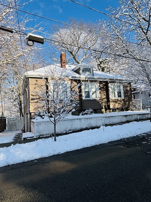 20 Wildwood Ave, Newton, Massachusetts, 4 Bedrooms Bedrooms, 9 Rooms Rooms,3 BathroomsBathrooms,Residential Lease,For Rent,Wildwood Ave,73470322