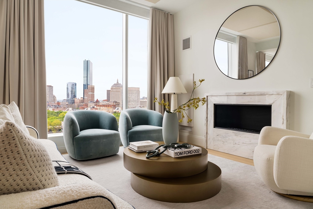 370-380 Harrison Avenue, Boston, Massachusetts, 3 Bedrooms Bedrooms, 5 Rooms Rooms,2.5 BathroomsBathrooms,Residential,For Sale,Harrison Avenue,73470154