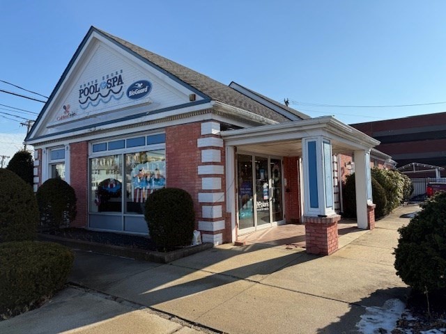 152 Albion St, Wakefield, Massachusetts, ,Commercial Sale,For Sale,Albion St,73470161