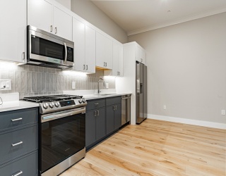 157 Everett St., Boston, Massachusetts, 2 Bedrooms Bedrooms, 4 Rooms Rooms,1 BathroomBathrooms,Residential Lease,For Rent,Everett St.,73470170