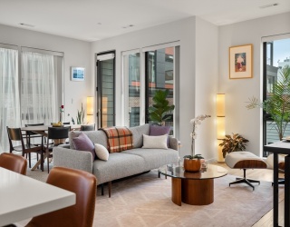 45 W 3rd St, Boston, Massachusetts, 2 Bedrooms Bedrooms, 5 Rooms Rooms,2 BathroomsBathrooms,Residential,For Sale,W 3rd St,73470050