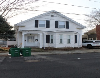 295 Haven, Reading, Massachusetts, 2 Bedrooms Bedrooms, 6 Rooms Rooms,1 BathroomBathrooms,Residential Lease,For Rent,Haven,73470237