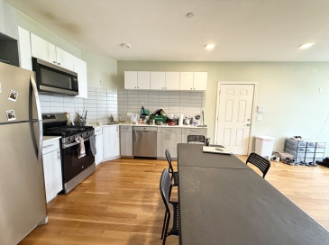 299 Dudley, Boston, Massachusetts, 3 Bedrooms Bedrooms, 6 Rooms Rooms,2 BathroomsBathrooms,Residential Lease,For Rent,Dudley,73470239 299 Dudley, Boston, Massachusetts, 3 Bedrooms Bedrooms, 6 Rooms Rooms,2 BathroomsBathrooms,Residential Lease,For Rent,Dudley,73470239