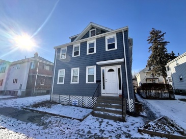 12 Keenan St, Watertown, Massachusetts, 1 Bedroom Bedrooms, 5 Rooms Rooms,1 BathroomBathrooms,Residential Lease,For Rent,Keenan St,73462293 12 Keenan St, Watertown, Massachusetts, 1 Bedroom Bedrooms, 5 Rooms Rooms,1 BathroomBathrooms,Residential Lease,For Rent,Keenan St,73462293