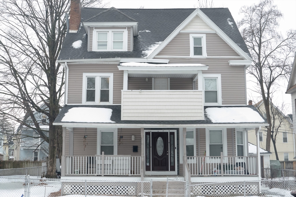 46 Mapledell St, Springfield, Massachusetts, 6 Bedrooms Bedrooms, 8 Rooms Rooms,3.5 BathroomsBathrooms,Residential,For Sale,Mapledell St,73469023