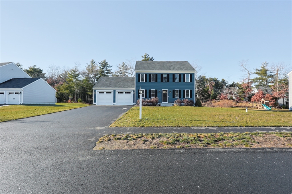 17 Cobblestone Lane, Middleboro, Massachusetts, 3 Bedrooms Bedrooms, 7 Rooms Rooms,2.5 BathroomsBathrooms,Residential,For Sale,Cobblestone Lane,73470399
