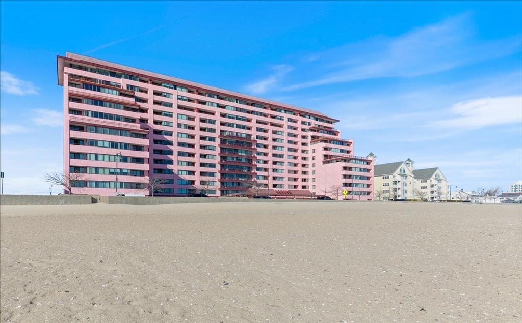 350 Revere Beach Blvd, Revere, Massachusetts, 2 Bedrooms Bedrooms, 5 Rooms Rooms,2 BathroomsBathrooms,Residential,For Sale,Revere Beach Blvd,73470382