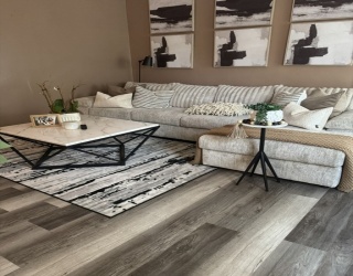 12 Lansdowne Court, Lawrence, Massachusetts, 2 Bedrooms Bedrooms, 5 Rooms Rooms,1 BathroomBathrooms,Residential Lease,For Rent,Lansdowne Court,73470473