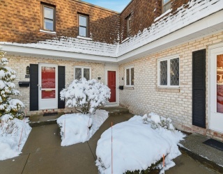 153 Porter Lake Drive, Springfield, Massachusetts, 2 Bedrooms Bedrooms, 6 Rooms Rooms,1.5 BathroomsBathrooms,Residential Lease,For Rent,Porter Lake Drive,73470517