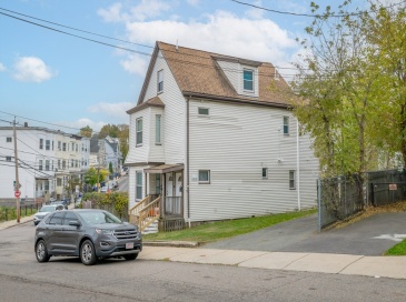 39 Julian St, Boston, Massachusetts, 6 Bedrooms Bedrooms, 10 Rooms Rooms,2 BathroomsBathrooms,Residential Income,For Sale,Julian St,73470491 39 Julian St, Boston, Massachusetts, 6 Bedrooms Bedrooms, 10 Rooms Rooms,2 BathroomsBathrooms,Residential Income,For Sale,Julian St,73470491