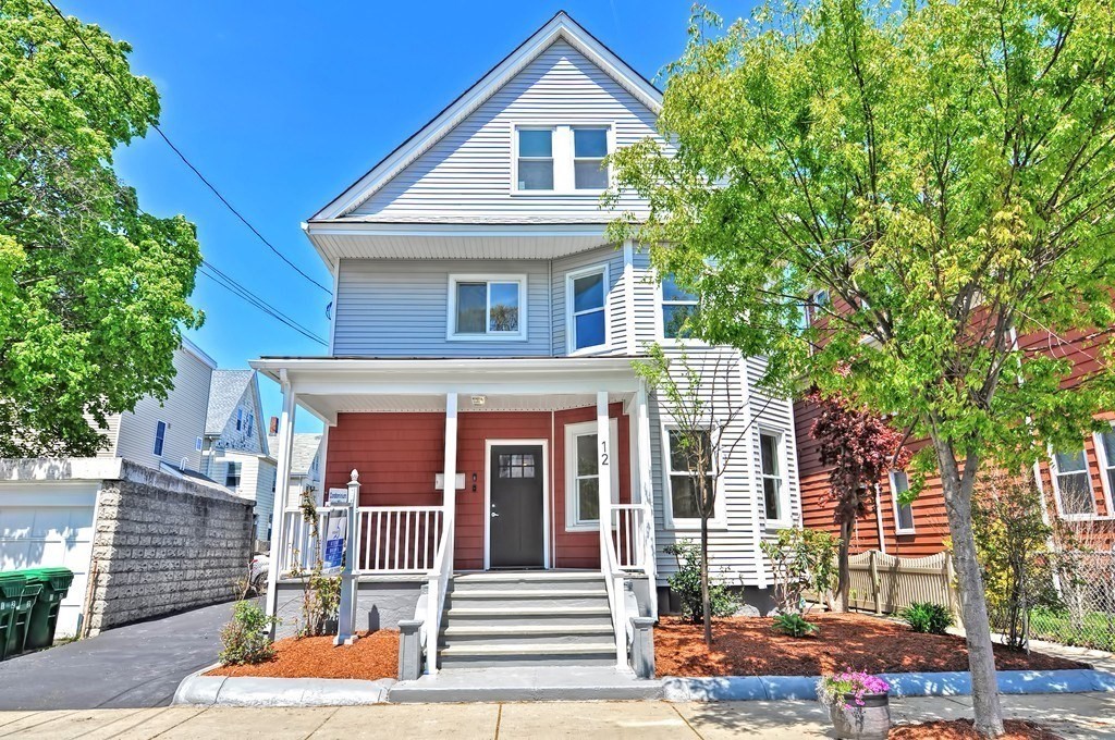 12 Emerald St, Medford, Massachusetts, 2 Bedrooms Bedrooms, 5 Rooms Rooms,3 BathroomsBathrooms,Residential Lease,For Rent,Emerald St,73470389