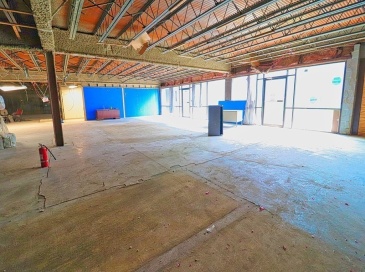 499 Essex Street, Lawrence, Massachusetts, ,Commercial Lease,For Rent,Essex Street,73470418 499 Essex Street, Lawrence, Massachusetts, ,Commercial Lease,For Rent,Essex Street,73470418