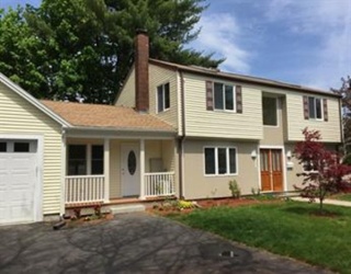 633 Saw Mill Brook Pkwy, Newton, Massachusetts, 3 Bedrooms Bedrooms, 7 Rooms Rooms,2 BathroomsBathrooms,Residential Lease,For Rent,Saw Mill Brook Pkwy,73470430