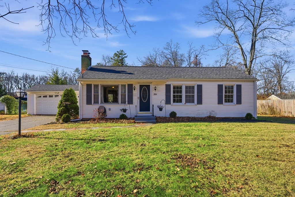 846 East Mountain Road, Westfield, Massachusetts, 3 Bedrooms Bedrooms, 7 Rooms Rooms,1 BathroomBathrooms,Residential,For Sale,East Mountain Road,73457010