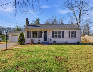 846 East Mountain Road, Westfield, Massachusetts, 3 Bedrooms Bedrooms, 7 Rooms Rooms,1 BathroomBathrooms,Residential,For Sale,East Mountain Road,73457010