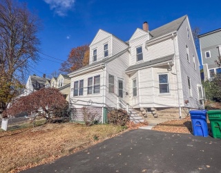 1146 Chestnut St, Newton, Massachusetts, 4 Bedrooms Bedrooms, 7 Rooms Rooms,1.5 BathroomsBathrooms,Residential Lease,For Rent,Chestnut St,73470565