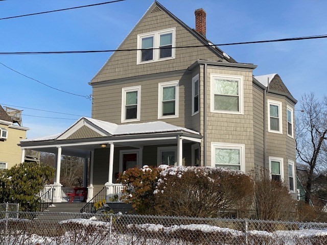 132 Walton Park, Melrose, Massachusetts, 4 Bedrooms Bedrooms, 7 Rooms Rooms,2.5 BathroomsBathrooms,Residential,For Sale,Walton Park,73470782