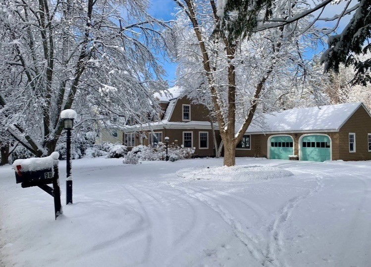 90 Barretts Mill Rd, Concord, Massachusetts, 3 Bedrooms Bedrooms, 8 Rooms Rooms,2.5 BathroomsBathrooms,Residential,For Sale,Barretts Mill Rd,73470816