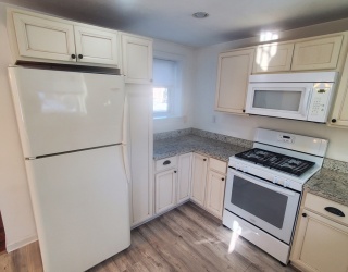 112 Front Street, Weymouth, Massachusetts, 3 Bedrooms Bedrooms, 6 Rooms Rooms,2 BathroomsBathrooms,Residential Lease,For Rent,Front Street,73470846