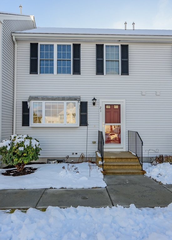 2697 Cranberry Hwy, Wareham, Massachusetts, 2 Bedrooms Bedrooms, 4 Rooms Rooms,1.5 BathroomsBathrooms,Residential,For Sale,Cranberry Hwy,73470686