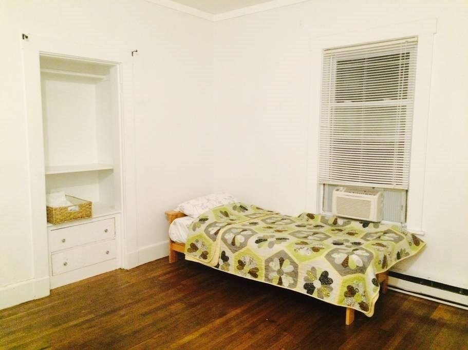 38 Gordon, Framingham, Massachusetts, 1 Bedroom Bedrooms, 3 Rooms Rooms,1 BathroomBathrooms,Residential Lease,For Rent,Gordon,73470877