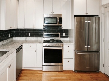 643 East Fifth, Boston, Massachusetts, 4 Bedrooms Bedrooms, 8 Rooms Rooms,2 BathroomsBathrooms,Residential Lease,For Rent,East Fifth,73470911 643 East Fifth, Boston, Massachusetts, 4 Bedrooms Bedrooms, 8 Rooms Rooms,2 BathroomsBathrooms,Residential Lease,For Rent,East Fifth,73470911
