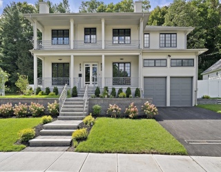 50 Lovett Rd, Newton, Massachusetts, 7 Bedrooms Bedrooms, 14 Rooms Rooms,8 BathroomsBathrooms,Residential,For Sale,Lovett Rd,73470946