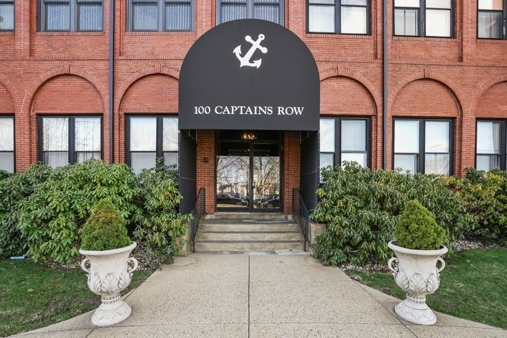 100 Captains Row, Chelsea, Massachusetts, 1 Bedroom Bedrooms, 2 Rooms Rooms,1 BathroomBathrooms,Residential Lease,For Rent,Captains Row,73470975