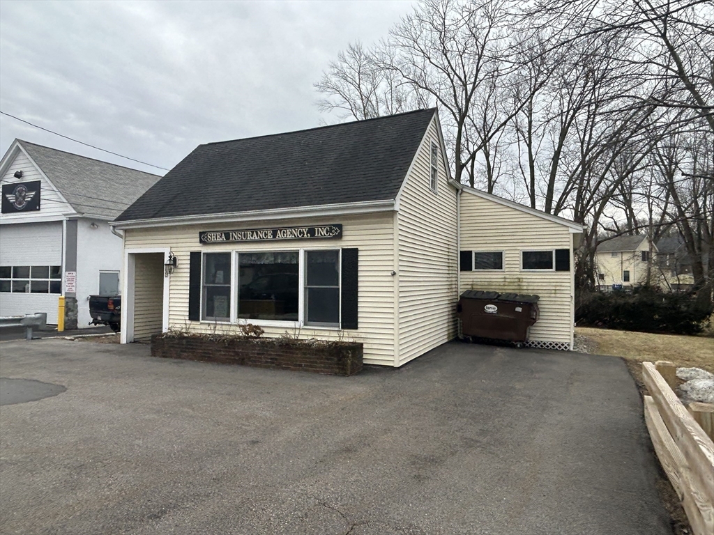 79 Central St, Holliston, Massachusetts, ,Commercial Sale,For Sale,Central St,73470976