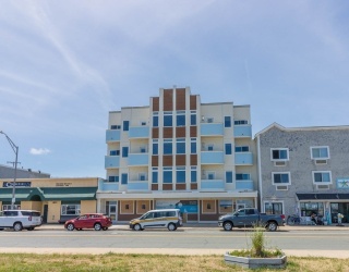 163 Nantasket Avenue, Hull, Massachusetts, 1 Bedroom Bedrooms, 2 Rooms Rooms,1 BathroomBathrooms,Residential Lease,For Rent,Nantasket Avenue,73470994