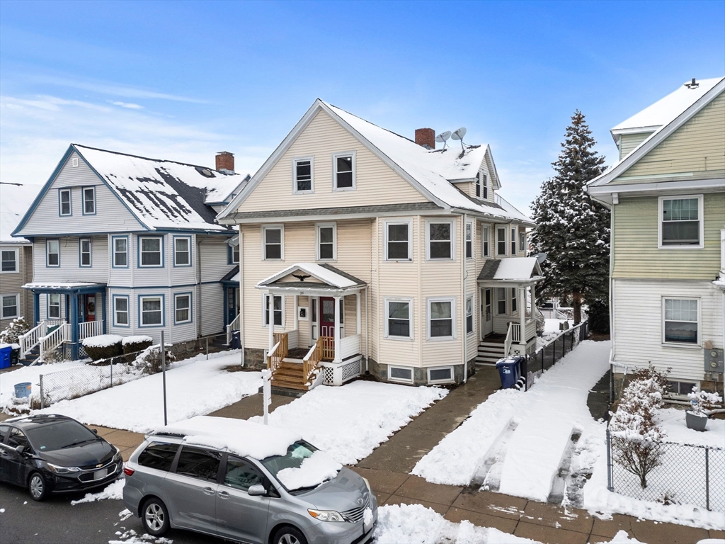36-38 Mapleton Street, Boston, Massachusetts, 8 Bedrooms Bedrooms, 16 Rooms Rooms,4 BathroomsBathrooms,Residential Income,For Sale,Mapleton Street,73470998